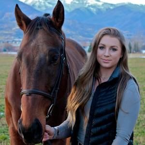 Meet your Posher, Georgia